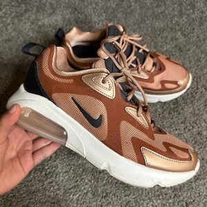 Nike Womens Air Max 200 Womens Size 6 Bronze Rose Gold Running Casual Shoes